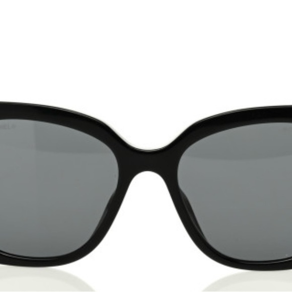Authentic Chanel sunglasses. Great condition. - Picture 2 of 7